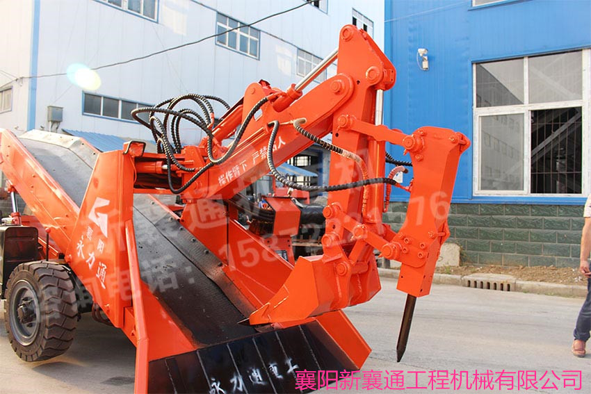 1594258494780715.jpg 輪式扒渣機1.jpg