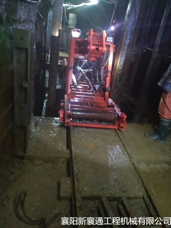 1595299498127138.jpg 扒渣機5_副本.jpg