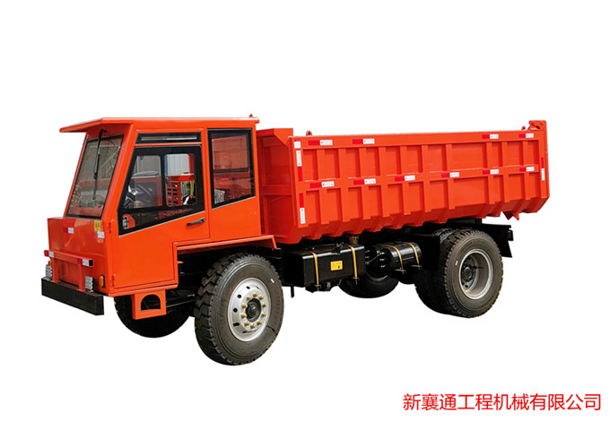 1598058218146383.jpg 25噸礦渣運(yùn)輸車.jpg