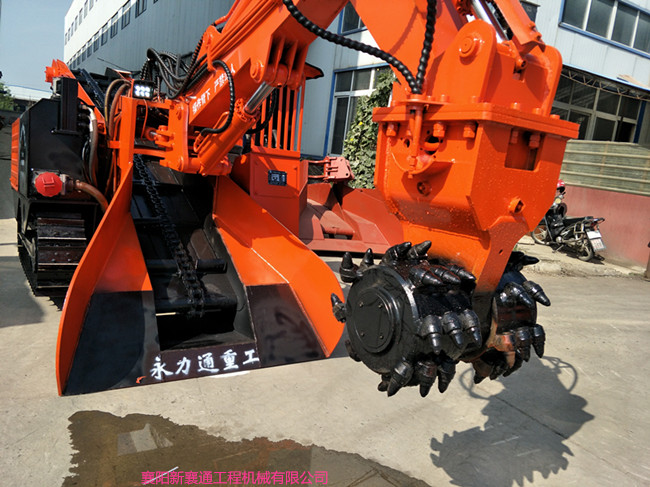 1599442324703655.jpg 履帶刮板銑挖機(jī).jpg