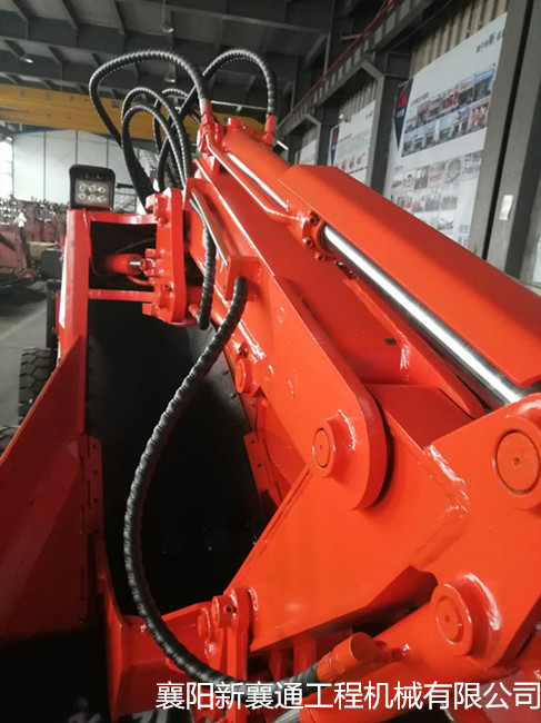 1601428697246535.jpg 皮帶扒渣機(jī)9-29-3.jpg