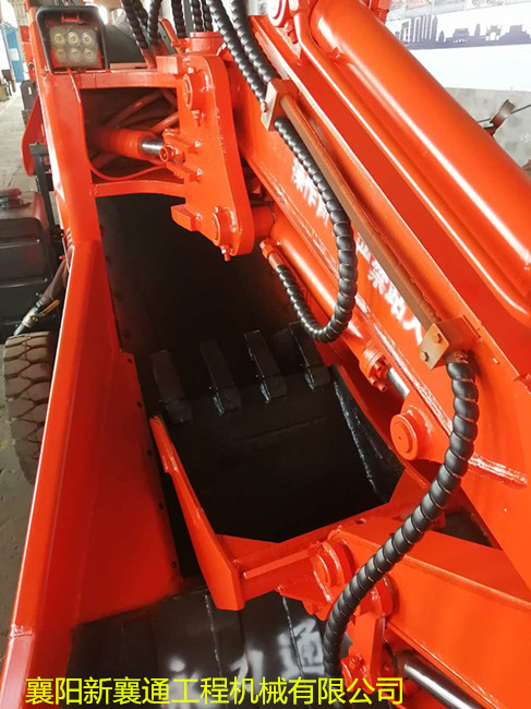 1601874827178280.jpg 皮帶耙斗扒渣機(jī)2.jpg