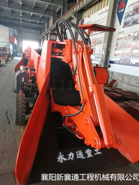 1601874837117498.jpg 扒渣1機(jī)1.jpg