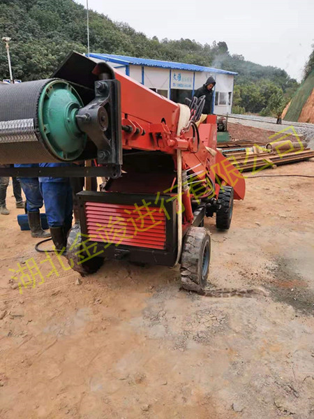 礦用扒渣機(jī) 扒渣機(jī)12-18-02.jpg