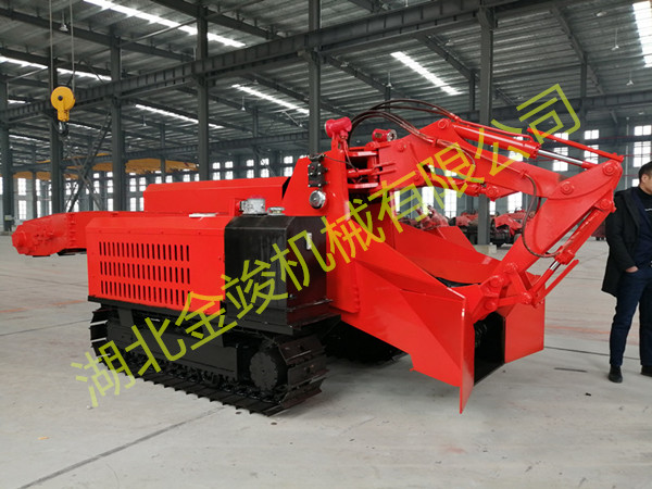 履帶刮板型扒渣機 履帶刮板扒渣機3.jpg